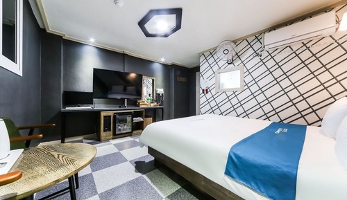 Room (Standard room)