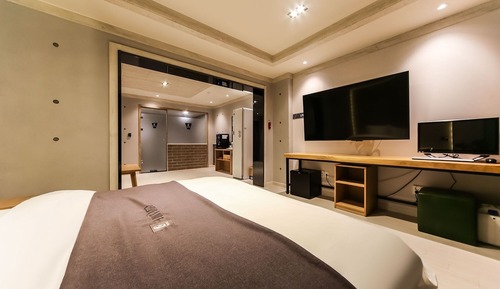 Room (Standard room)