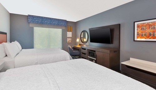 Room, 2 Queen Beds, Refrigerator & Microwave
