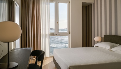 Double or Twin Room, Sea View