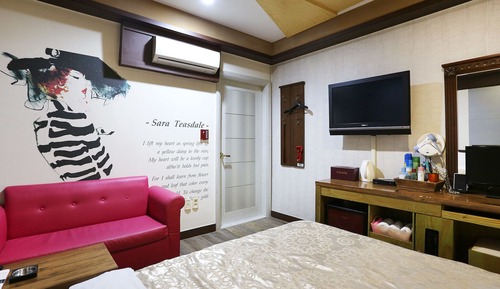 Room (Standard Room)