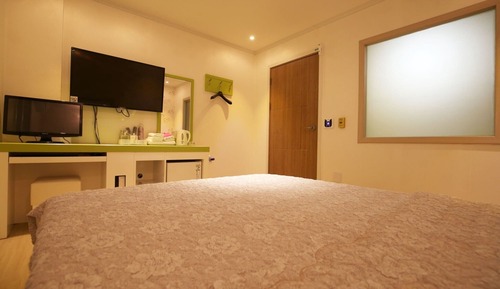 Room (Standard Room)