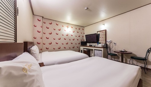 Room (Twin Room)