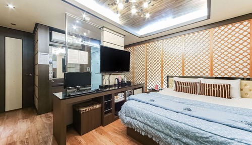 Room (Standard (OTT personal ID viewing pos)
