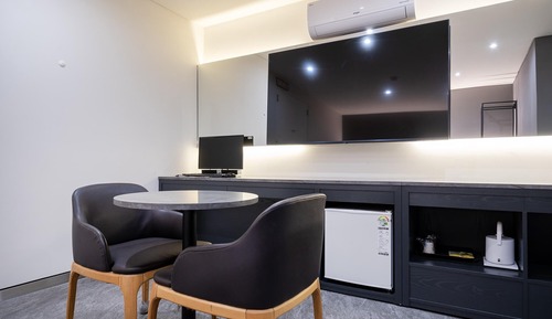 Room (Premium No 6 (65-inch smart TV in all)