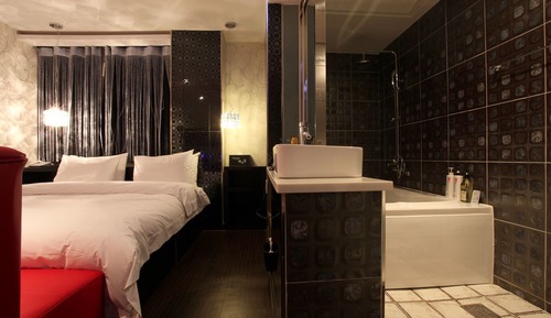 Room (Deluxe room)