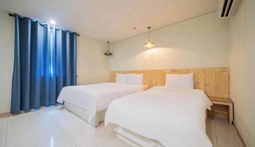 Room (Deluxe Twin)