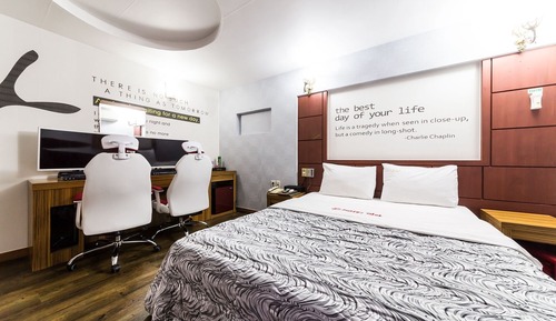 Room (Couple PC (Non-Smoking OTT))