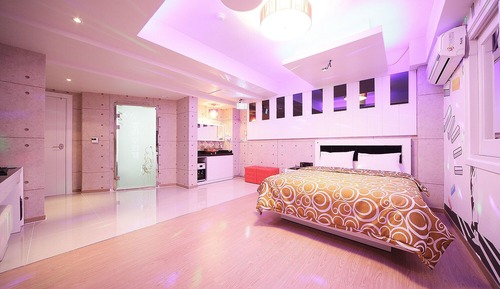 Room (VIP)