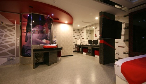 Room (Sky Room)