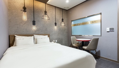Room (Standard Room)