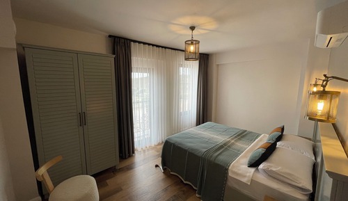Standard Duplex, Kitchen, Sea View