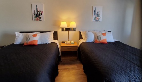 Standard Room, 2 Queen Beds, Non Smoking