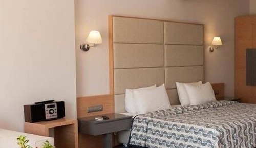 Grand Suite with Balcony and Sea View
