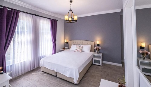 Elite Double Room, Garden View