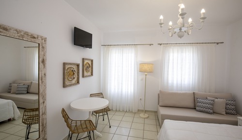 Basic Studio (Poulati)