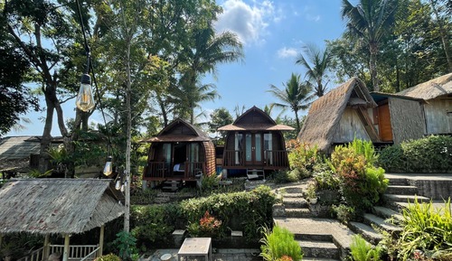 Akash Glamping