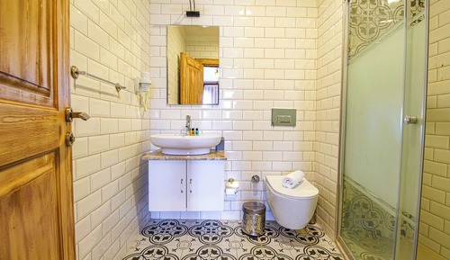 Economy Semi Basement Double Room, 1 Double Bed