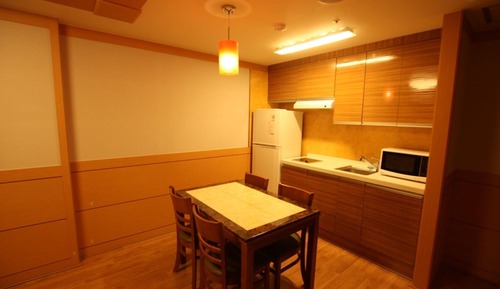 Room (Business-Deluxe Room (Bathtub/Deluxe )