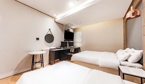 Room (Deluxe twin)
