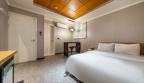Room (ODA OTT (King bed OTT room))