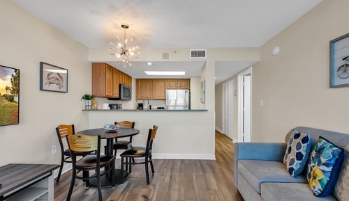 Comfort Condo, 2 Bedrooms, Ocean View, Oceanfront