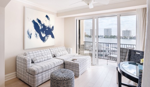 Lake View Junior Suite Two Queens + Balcony