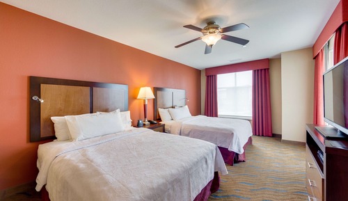 Suite, 2 Queen Beds, Accessible, Bathtub