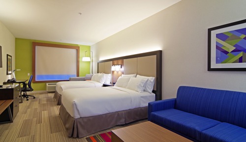 Suite, 2 Queen Beds, Roll-in Shower (Communications, Mobil, Roll-In Shower)