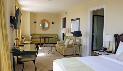 Premium Room, 1 King Bed with Sofa bed, Non Smoking, Bathtub