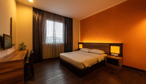 Deluxe Double Room, City View