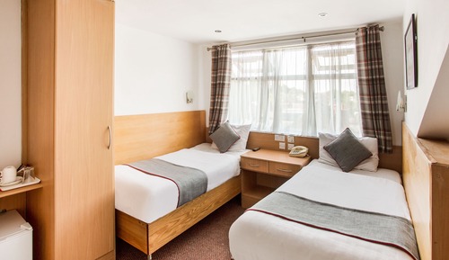 Standard Twin Room