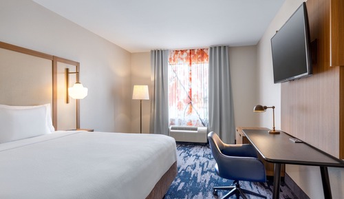 Standard Room, 1 King Bed