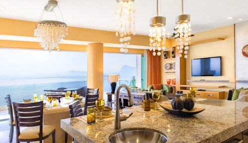 Three Bedroom Panoramic Suite