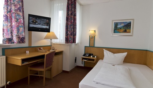 Standard Single Room