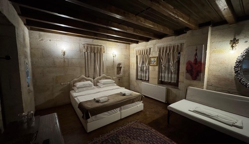 Standard Stone Room