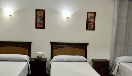 Triple Room
