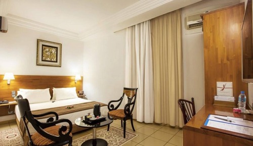 Executive Suite