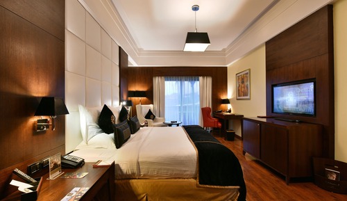 Adventure Resort King Bed 