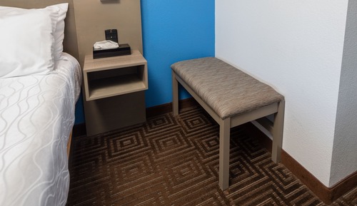 Standard Room, 1 King Bed