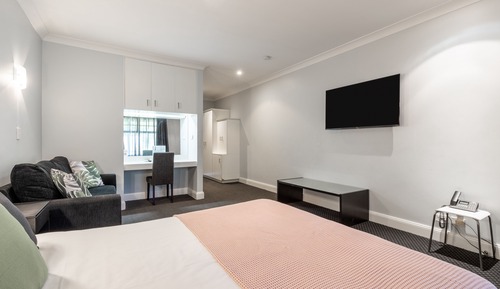 Standard Spa Room