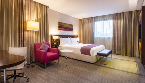 Standard Room, 1 King Bed (High Floor)