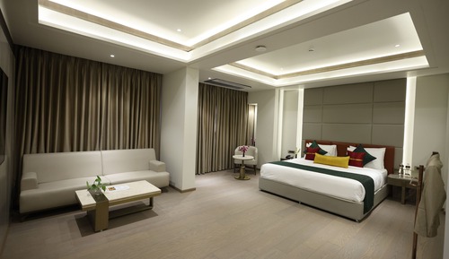 Executive Studio Suite