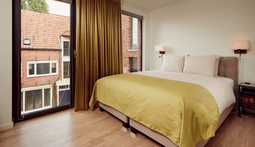 Exclusive Suite, Multiple Beds, Canal View