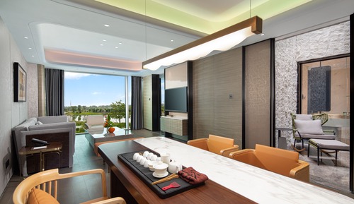 Deluxe Suite, 1 Twin Bed, Garden View