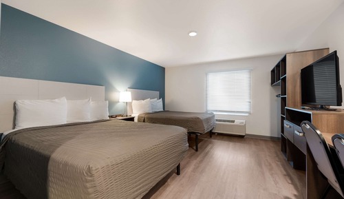 Standard Room, 2 Queen Beds, Non Smoking