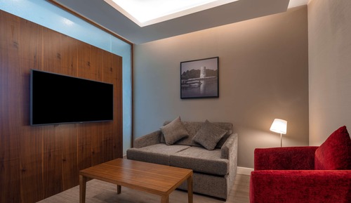 Family Room, Partial Sea View