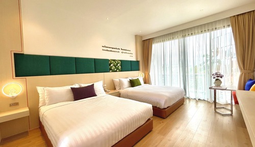 Deluxe Twin Room