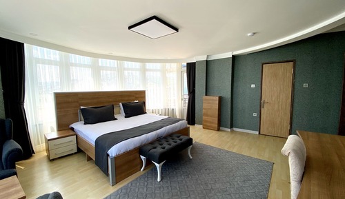 Suite Room
