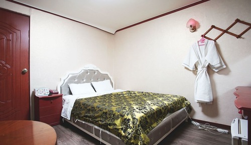 Room (General room)
